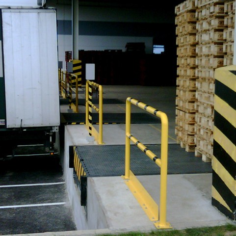 City Special Metals Limited - BT Technical Barriers - Technical barriers on the ramp with toe boards