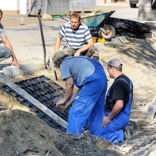 geoPRODUCT Sp. z o.o. - geoPRODUCT Sp. z o.o. - Strengthening the ditch