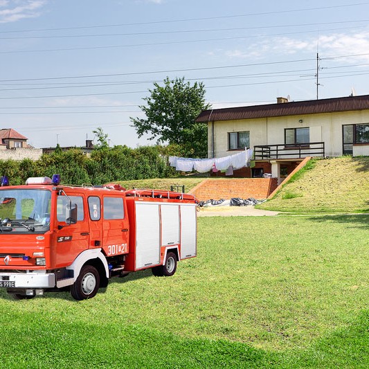 geoPRODUCT Sp. z o.o. - Biologically active surface GEOSYSTEM - The road in front of a house fire welfare