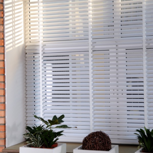 Vertex S.A. - Aluminium blinds - Wood 50mm