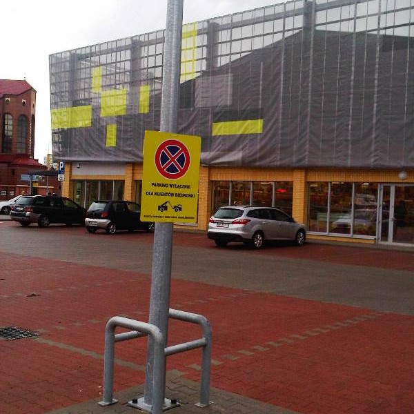 City Special Metals Limited - OP fenders on lighting poles - Odboje tube Ladybug Market Wroclaw